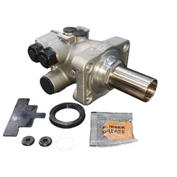 BRAKE MASTER CYLINDER